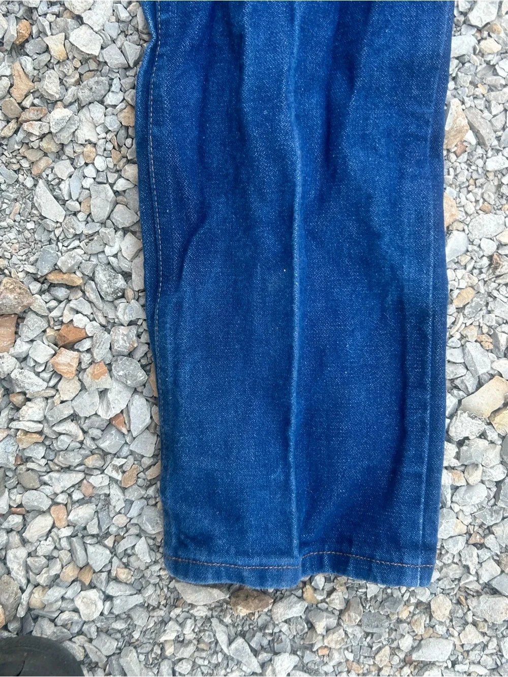 Wrangler Blue Denim Jeans with Orange Stitching 33x32
